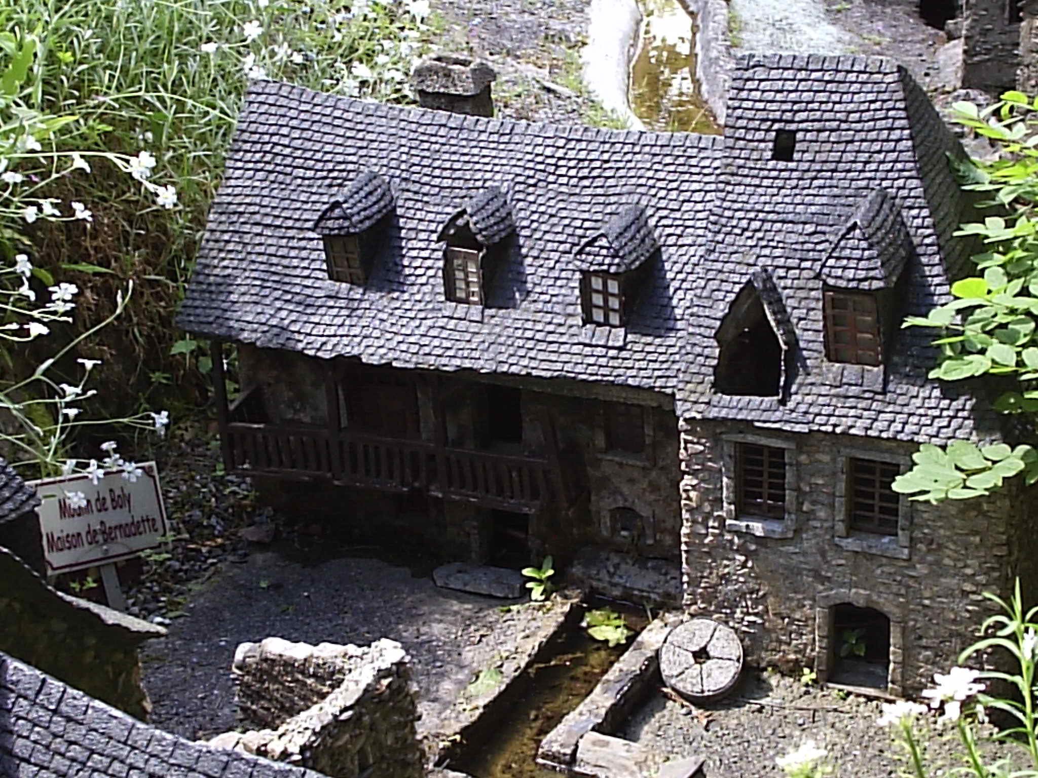 🏛️ 쁘띠 루르드 박물관 (뮈제 뒤 프티 루르드)